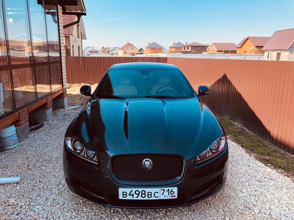 Jaguar XF антихром