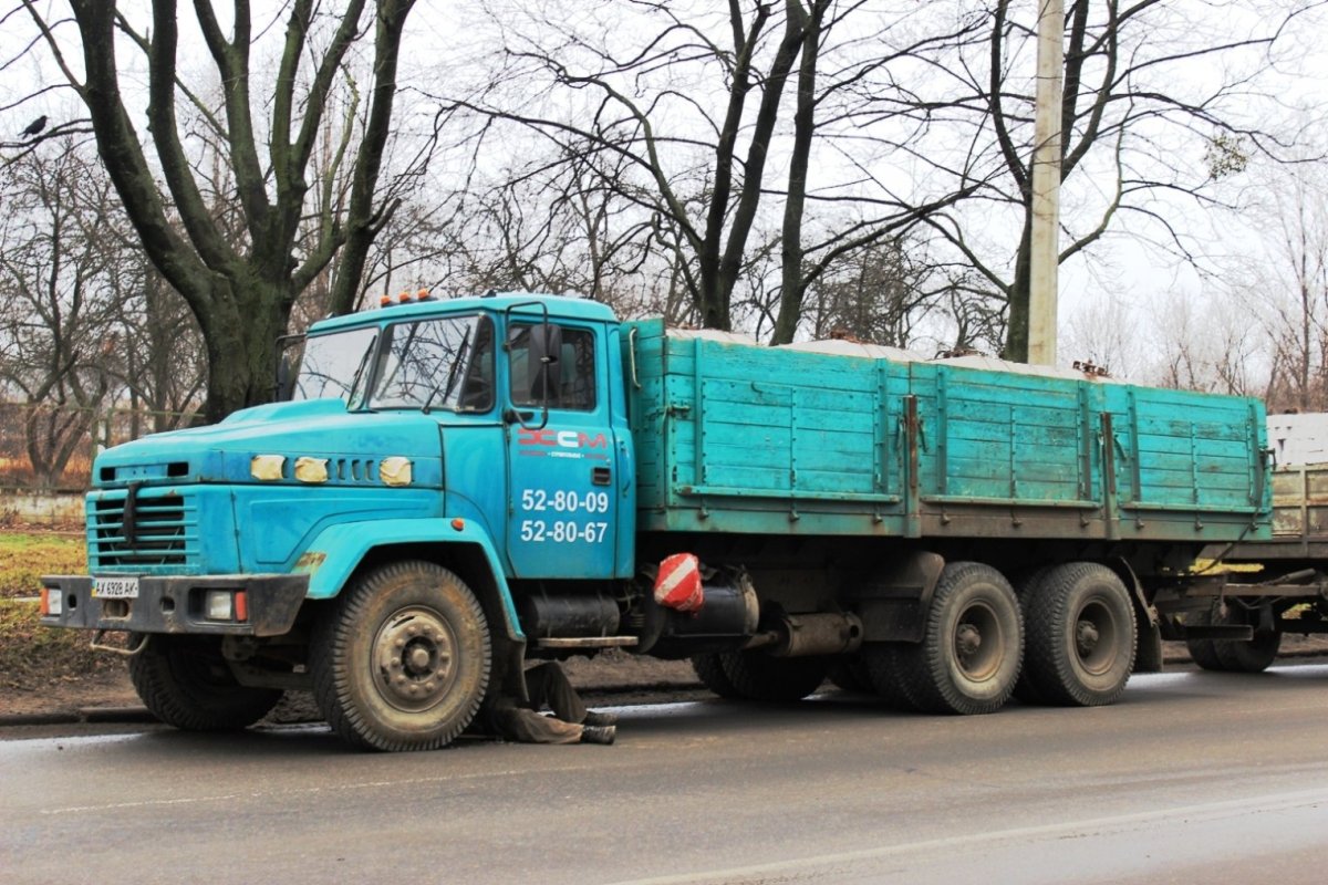 КРАЗ-6135