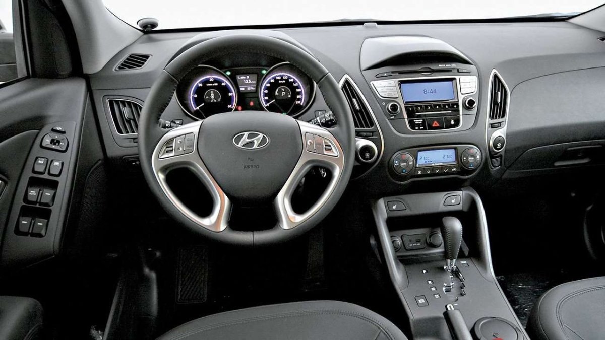 Хендай Ах 35 салон