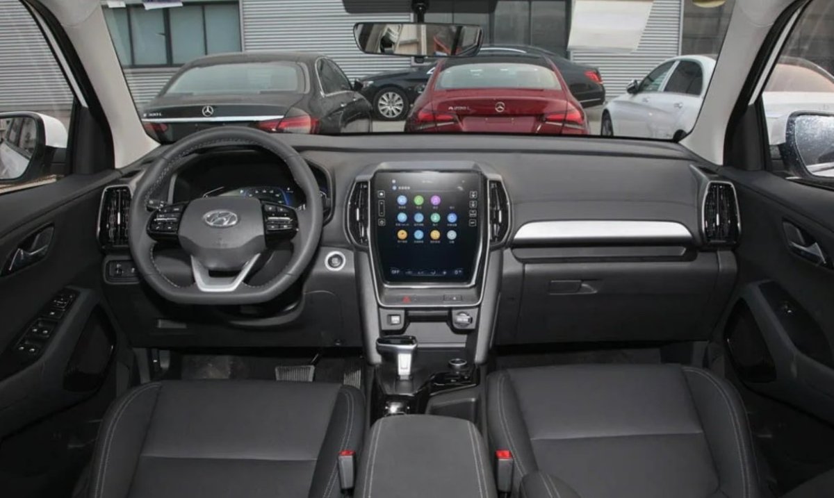Hyundai ix35 кроссовер салон