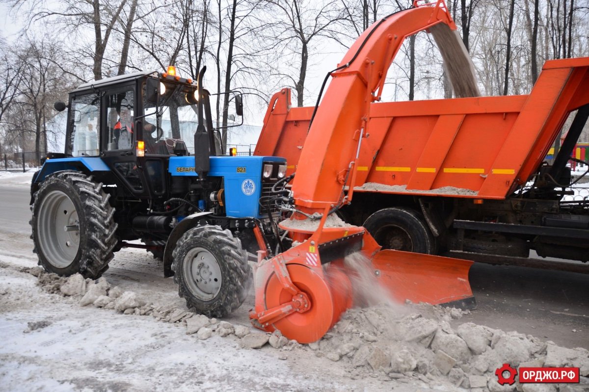 Снегоочиститель Су 2.1 на МТЗ 82