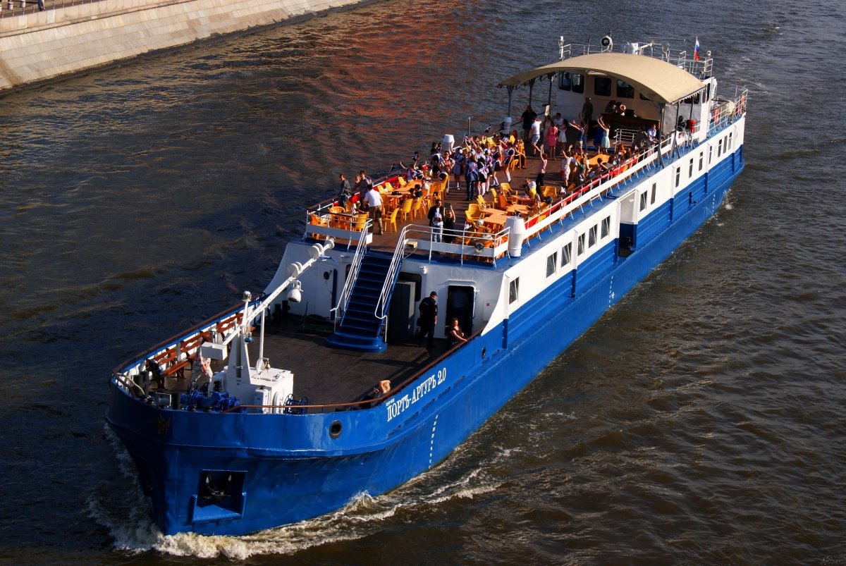 Порт Артур теплоход Речной