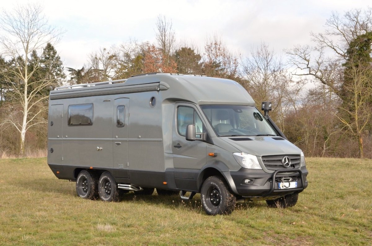 Жилой модуль Iveco 4x4