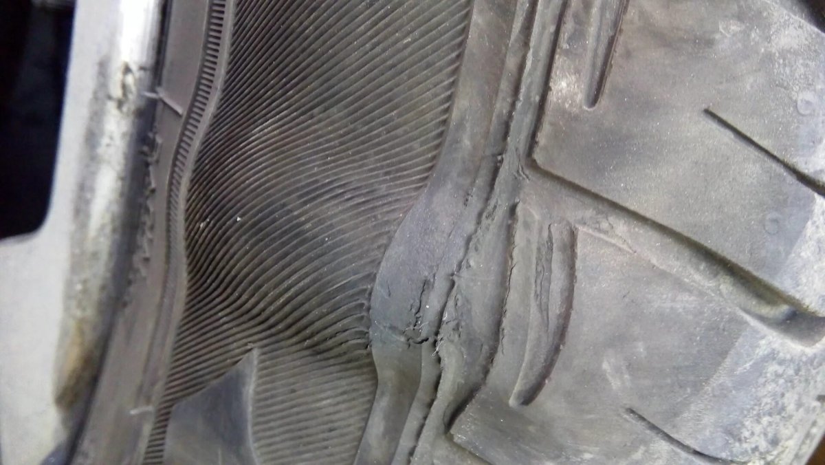 Грыжа во внутрь шины