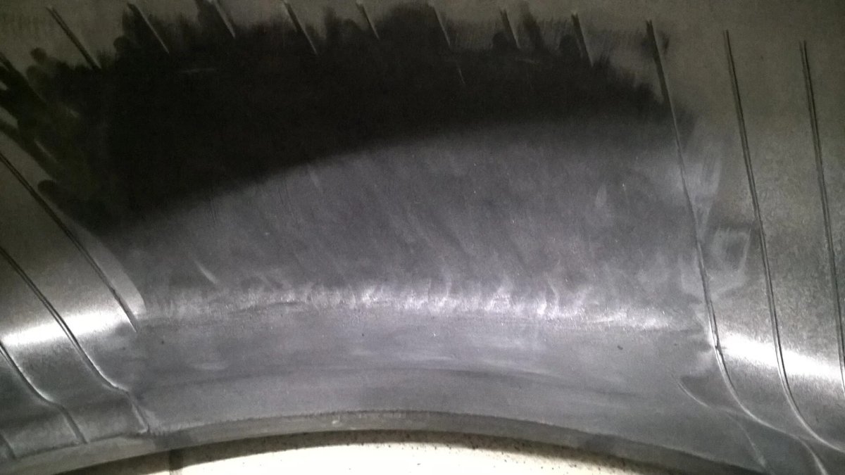 Трещины на резине