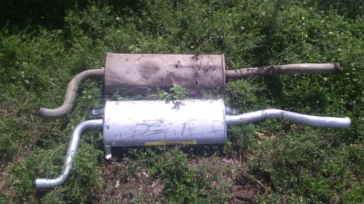 Мазда 3 прогорел глушитель