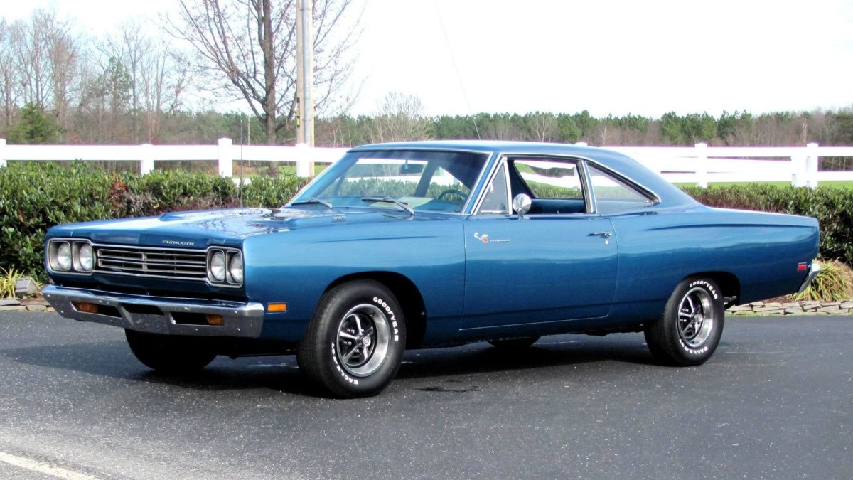 Plymouth Road Runner (Petty Blue) 1969