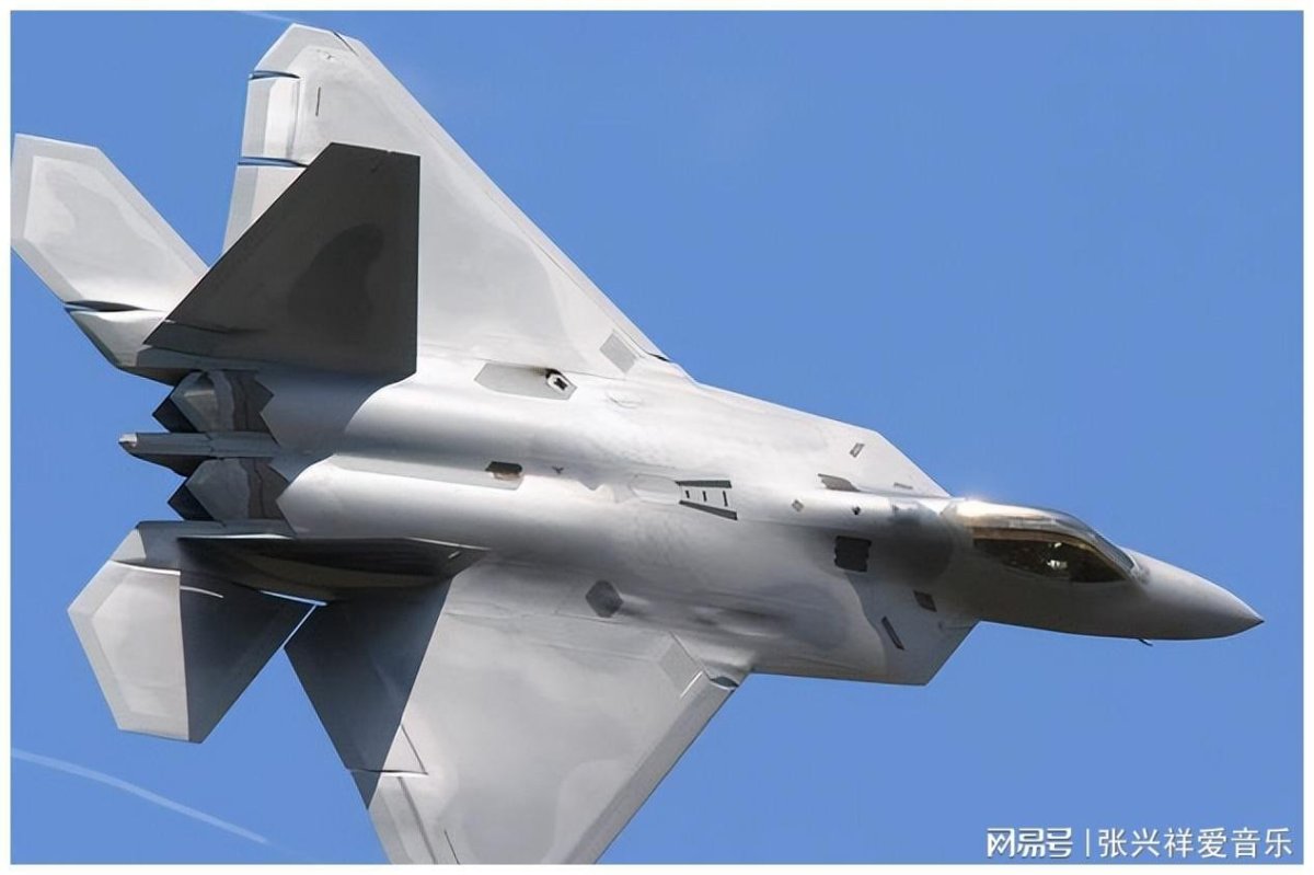 YF-22 прототип