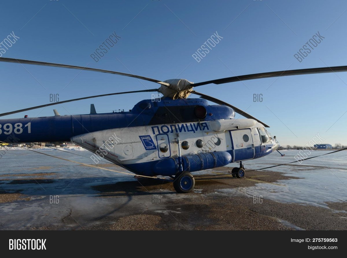 Вертолёт на пульте управления ми 8