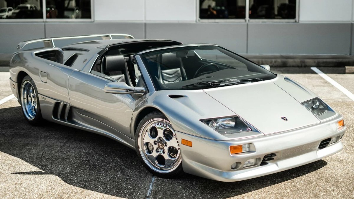 Lamborghini Diablo VT 1990