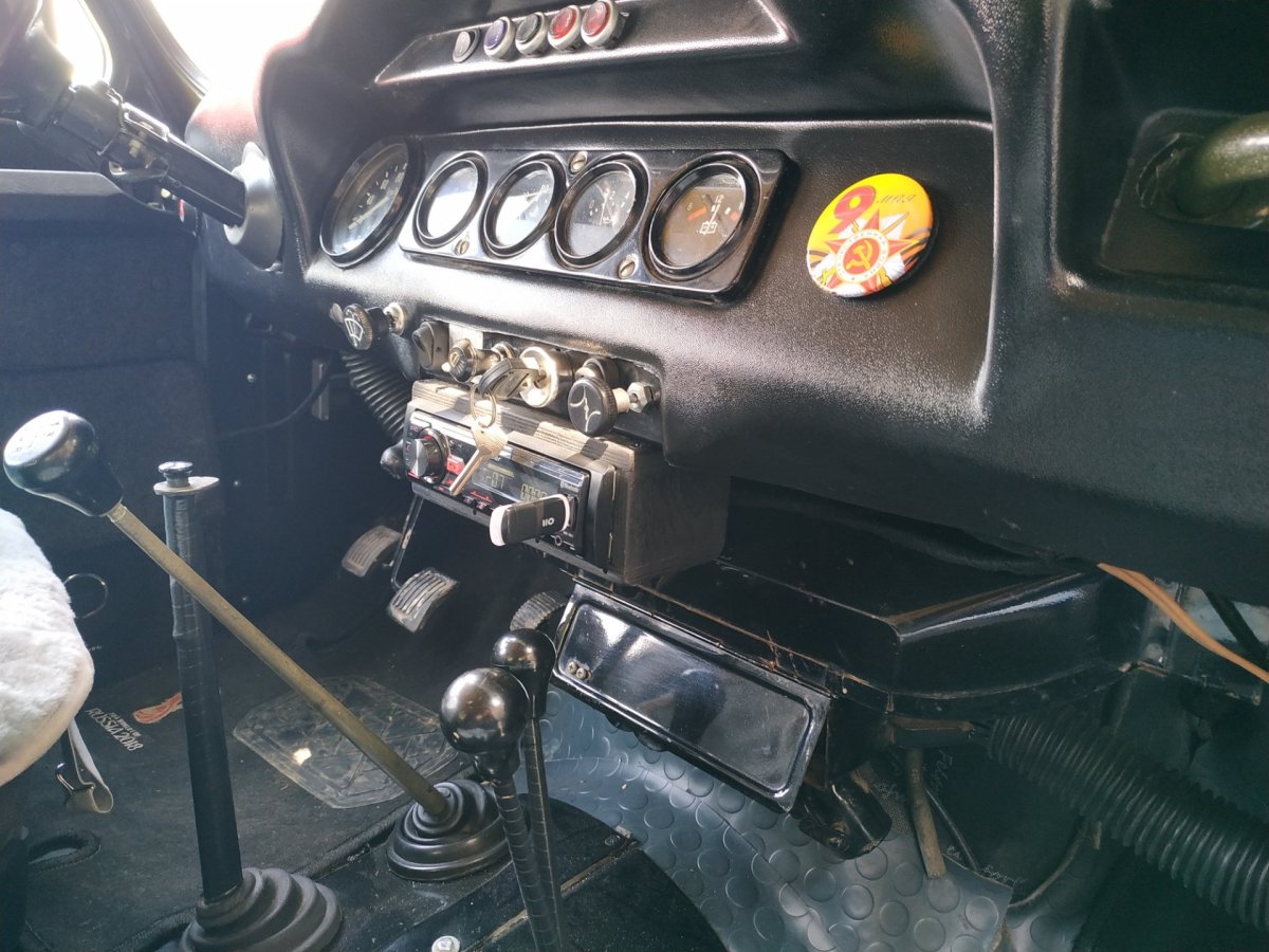 Автозвук в УАЗ 469