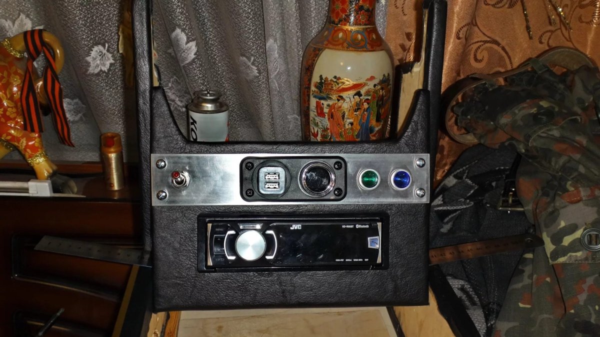 Усилитель звука в УАЗ Хантер