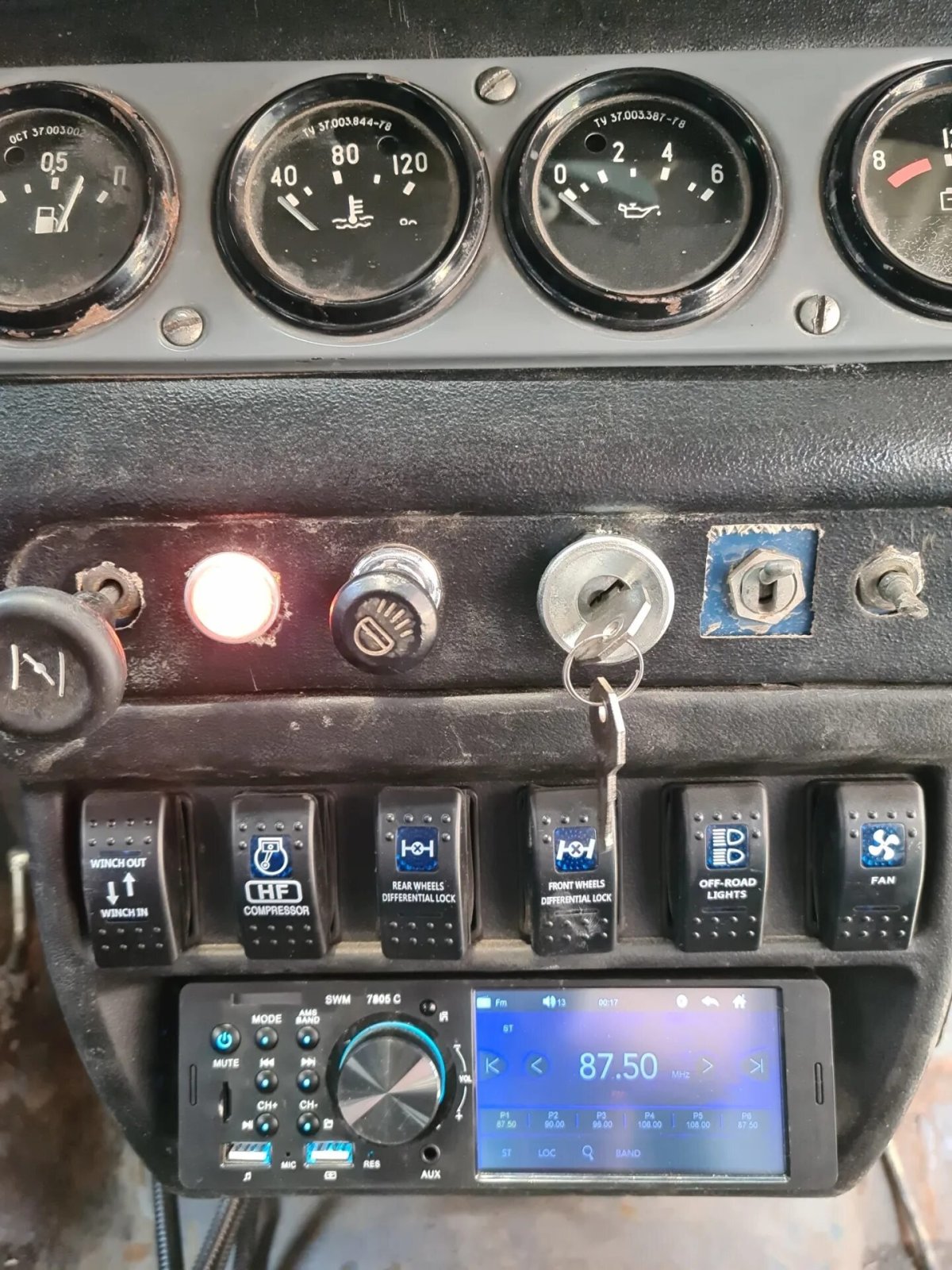 Музыкальный УАЗИК