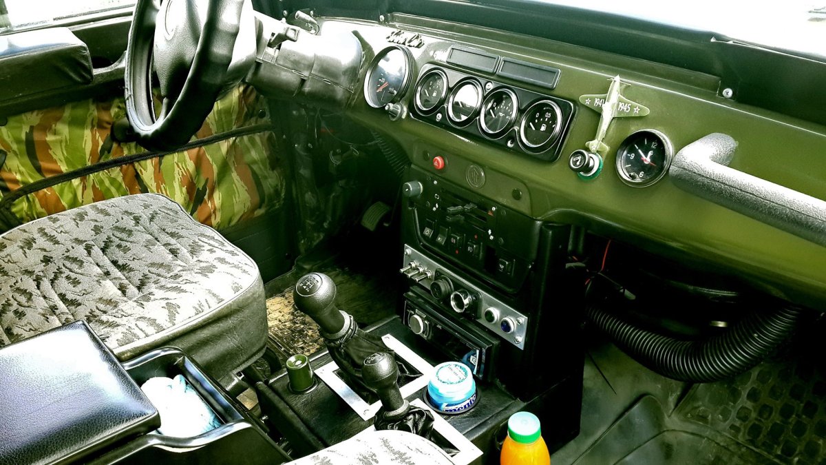 УАЗ 469 салон