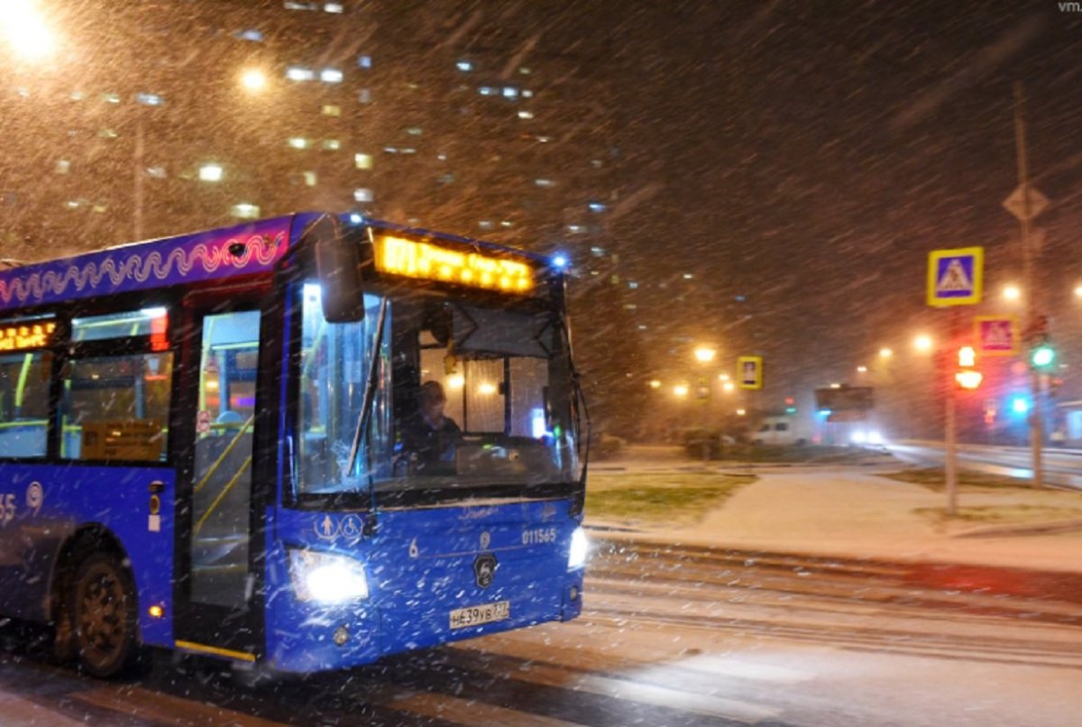 Зимний автобус