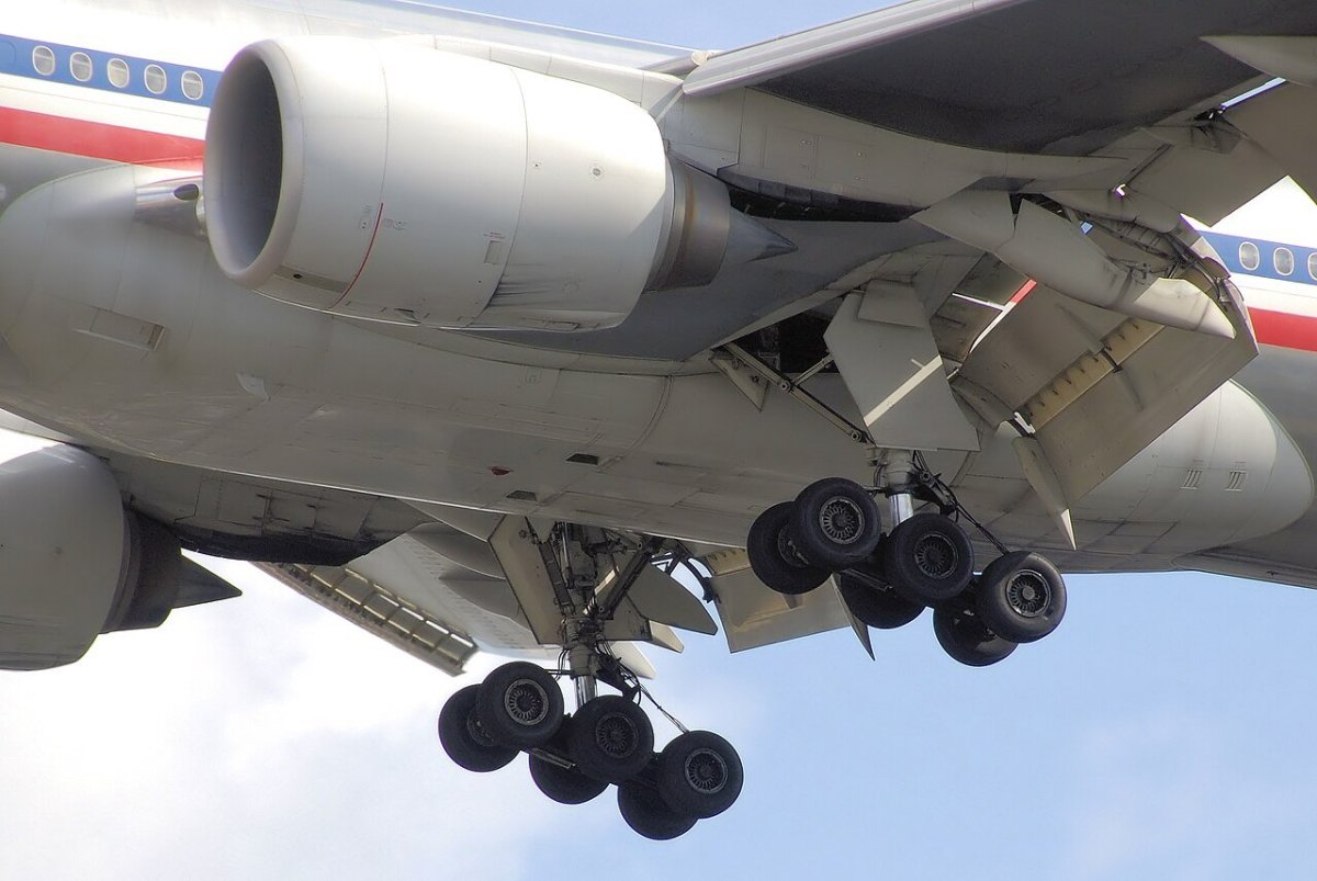 Шасси Боинг 777