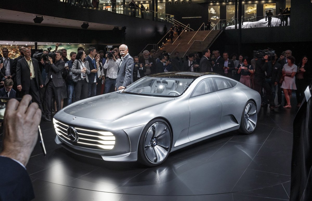 Мерседес, новый выпуск Mercedes Benz.