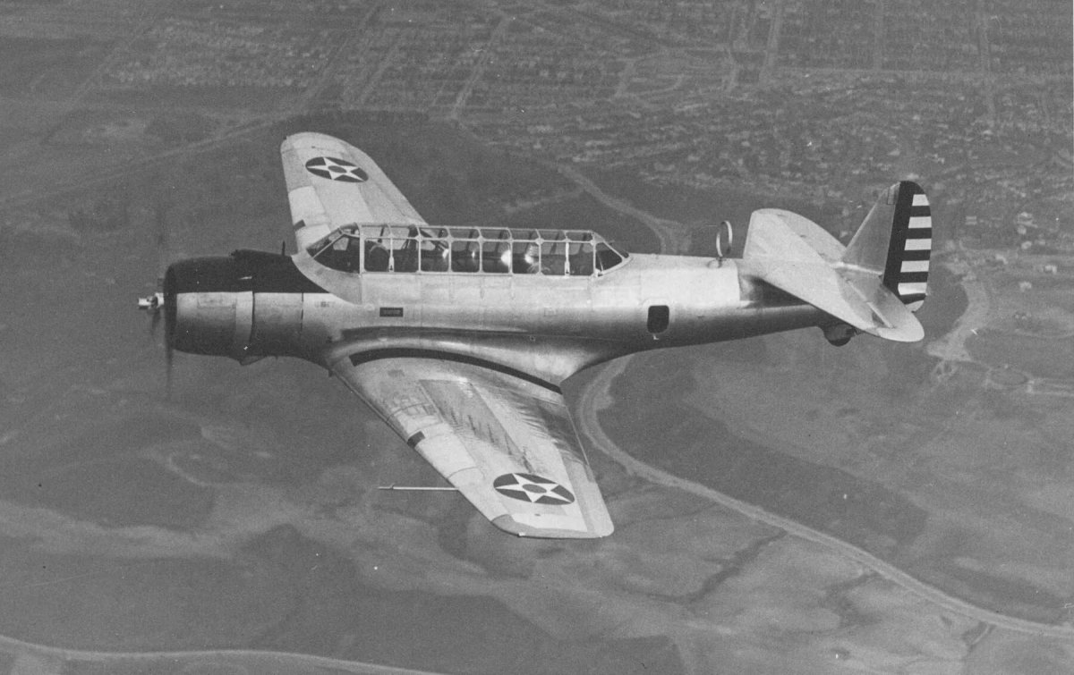 Vultee v-11