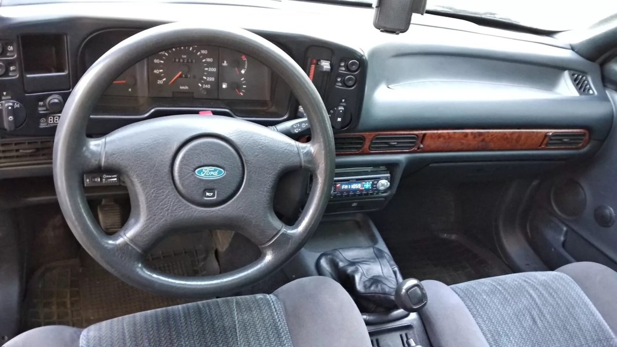 Ford Scorpio 1 Interior