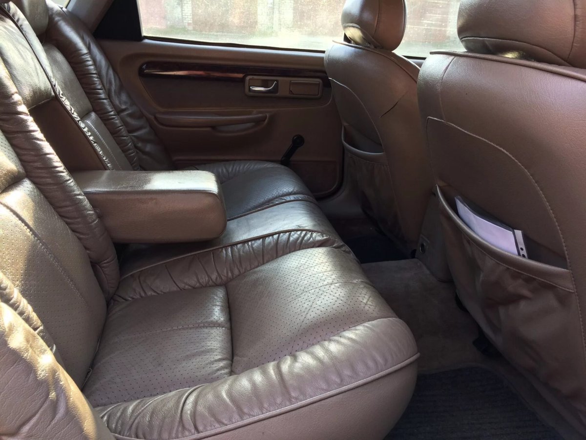 Кожаный салон Скорпио 2