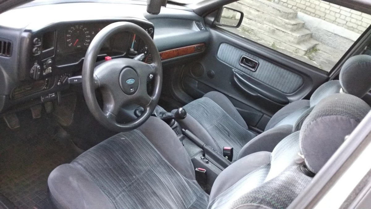 Ford Scorpio 2 салон