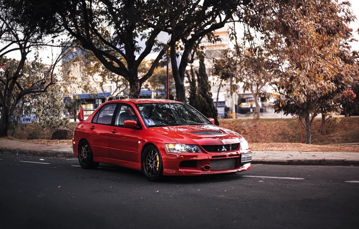 Митсубиси Лансер Эво 9