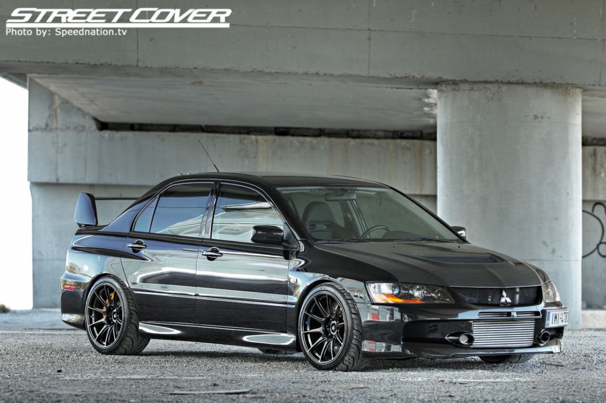 Мицубиси Лансер Эво 9 черный