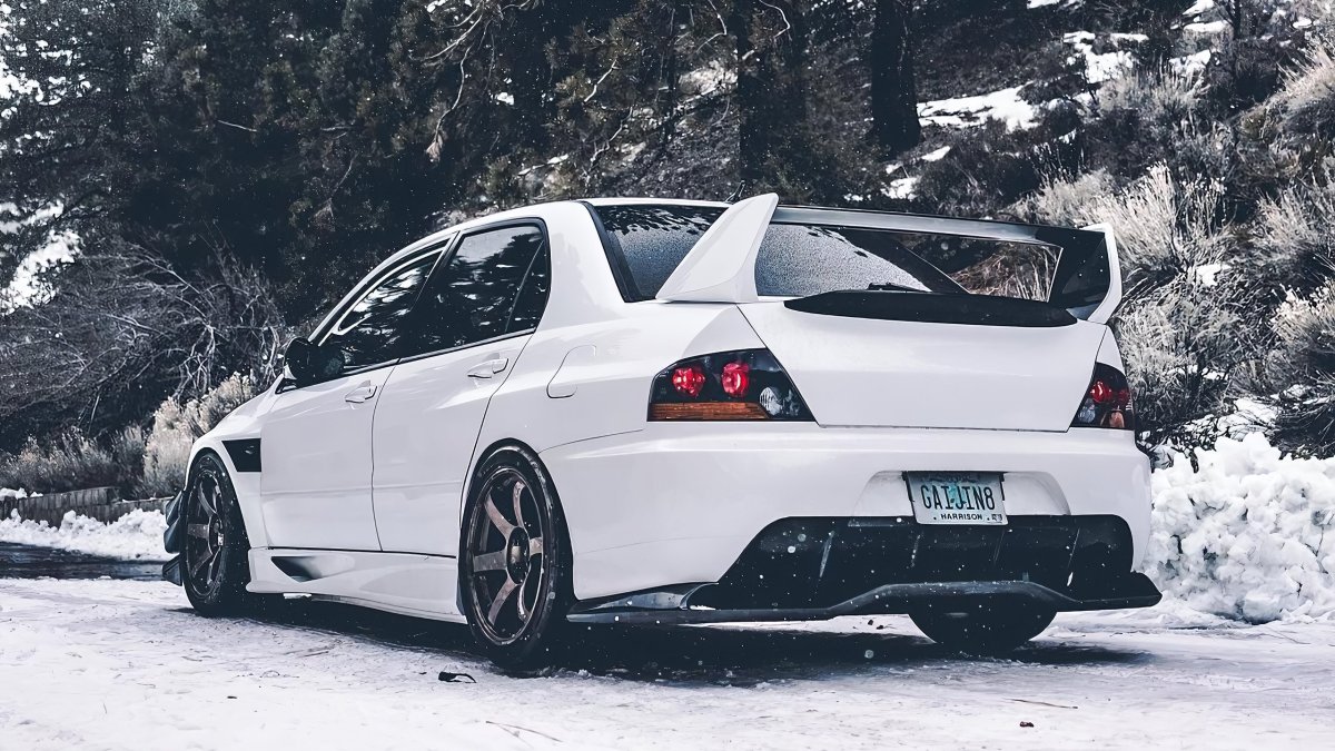 Mitsubishi EVO 9 White