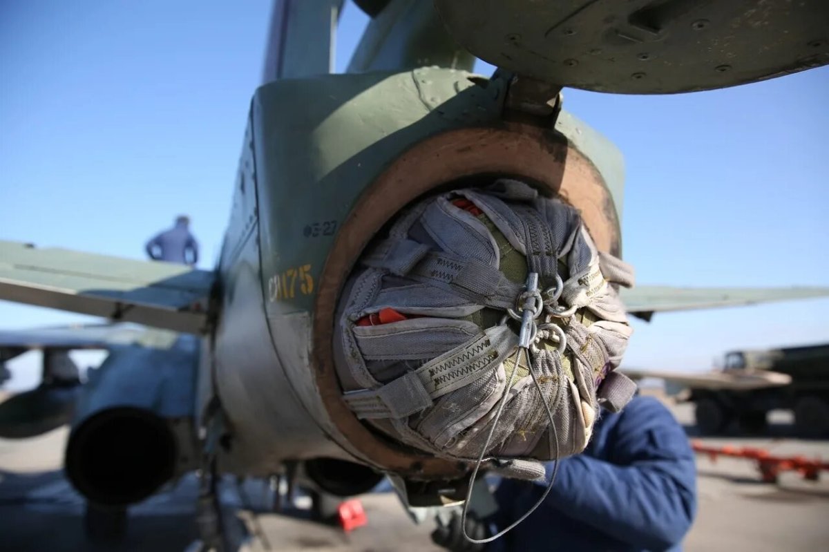 Су-25 тормозные щитки