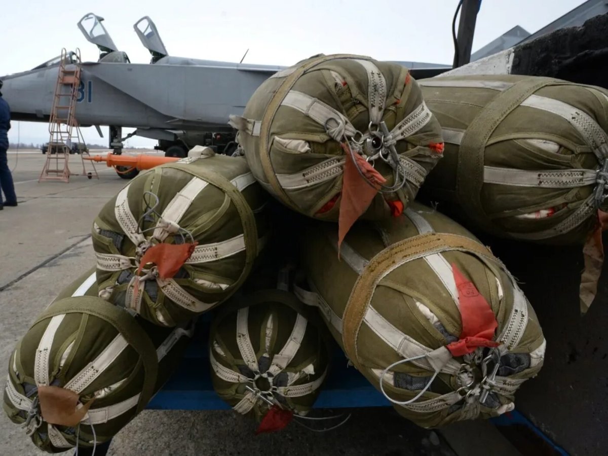 Тормозной парашют ПТК-10ск