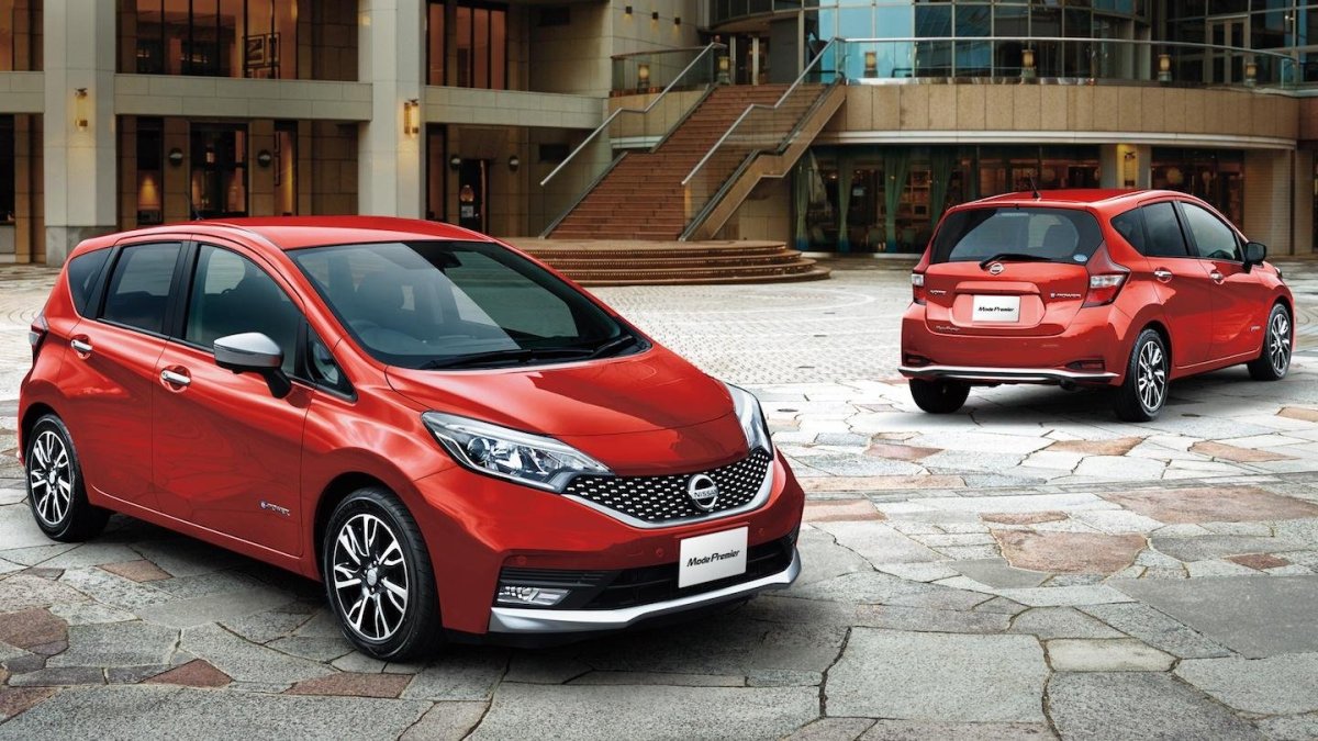 Nissan Note e-Power 2016