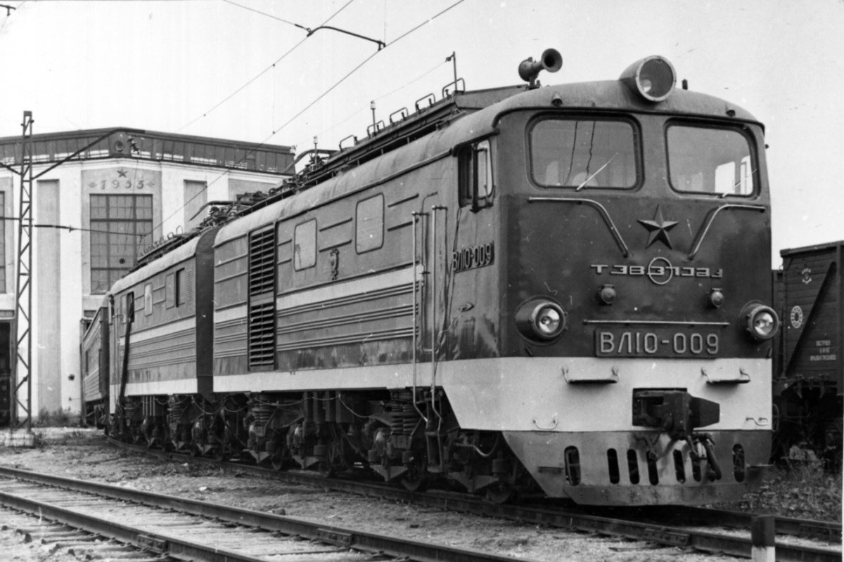 Вл10 электровоз электровозы