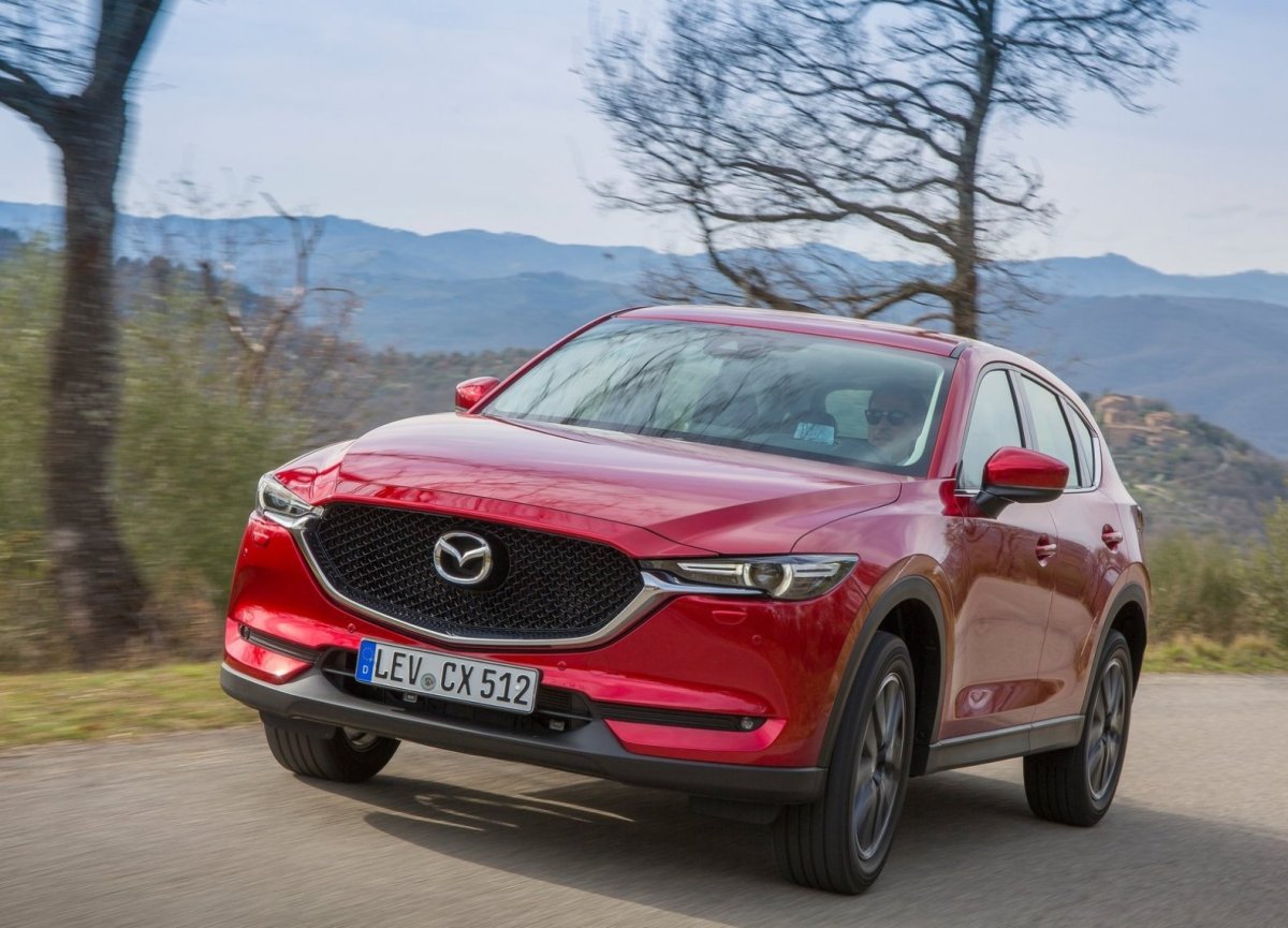Мазда СХ-50
