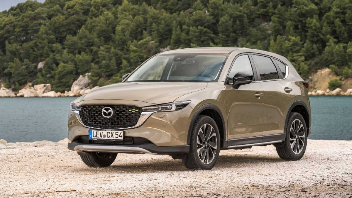 Zircon Sand Mazda CX-5