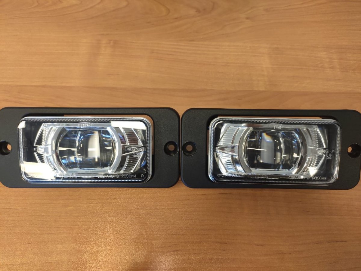 Фара противотуманная Руфс.15 (Лев)