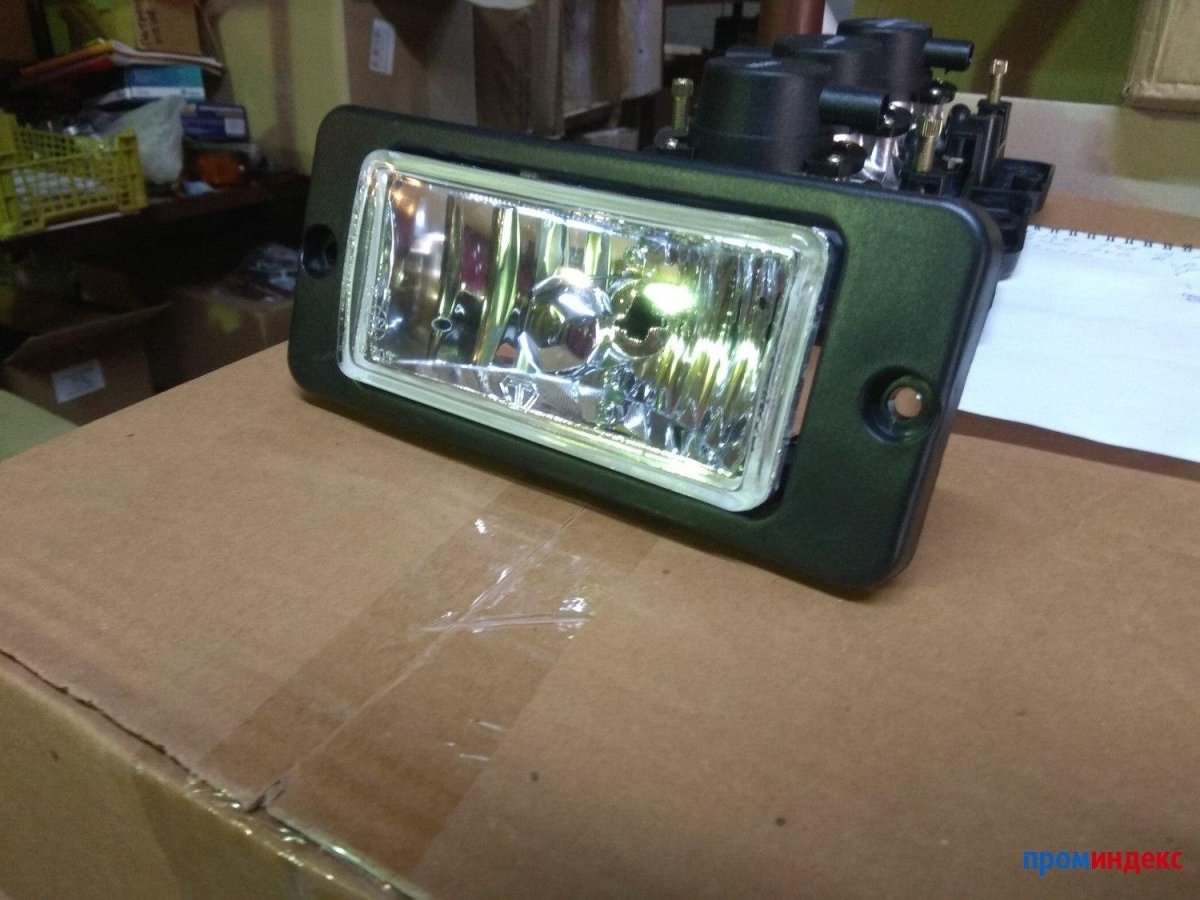Фара противотуманная КАМАЗ Рестайлинг, нов.обр. (35.3743)