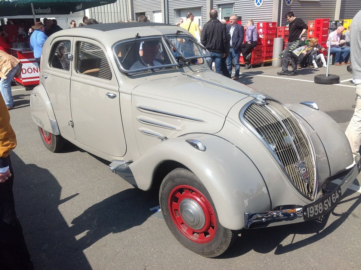 Peugeot 402 1938