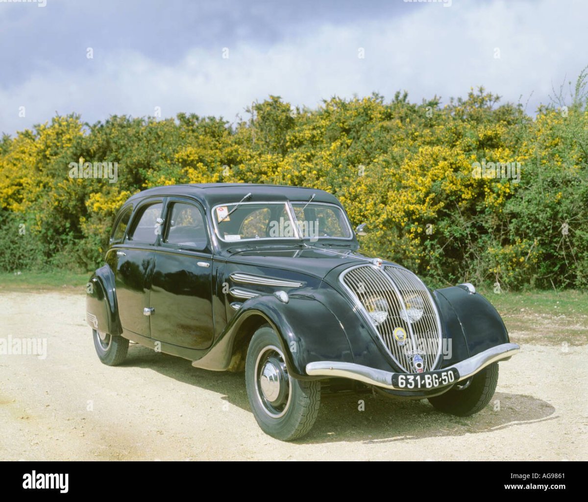 Peugeot 401 Saloon 1935 вид спереди