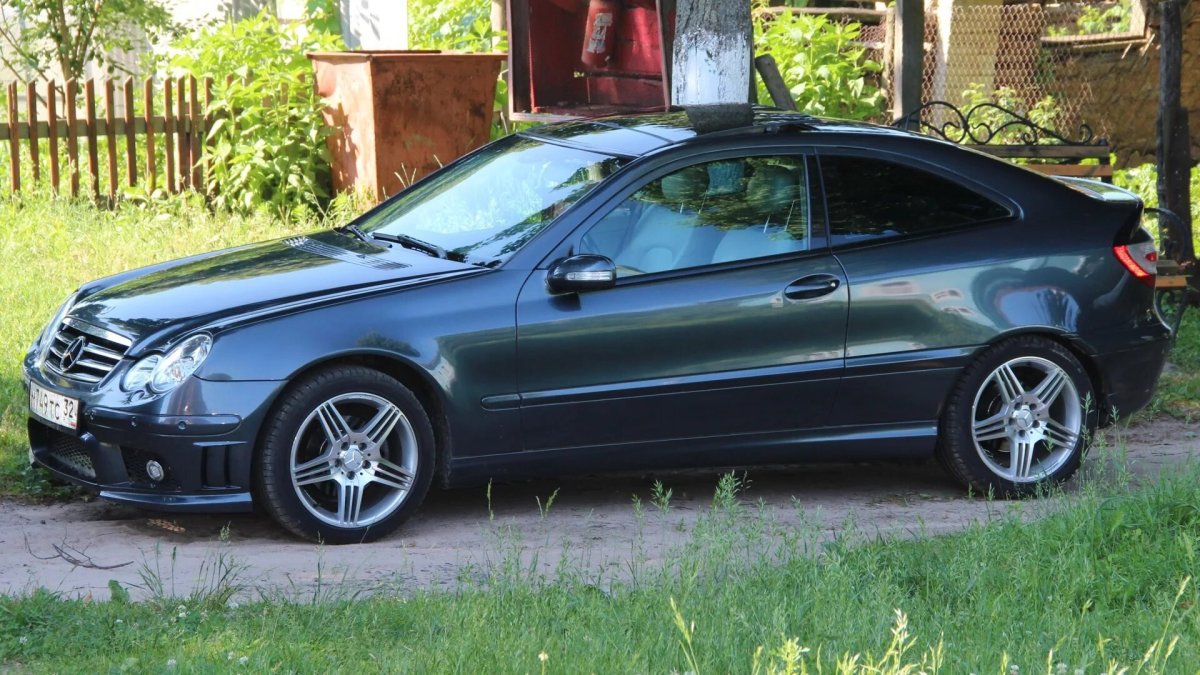 W203 Mercedes купе