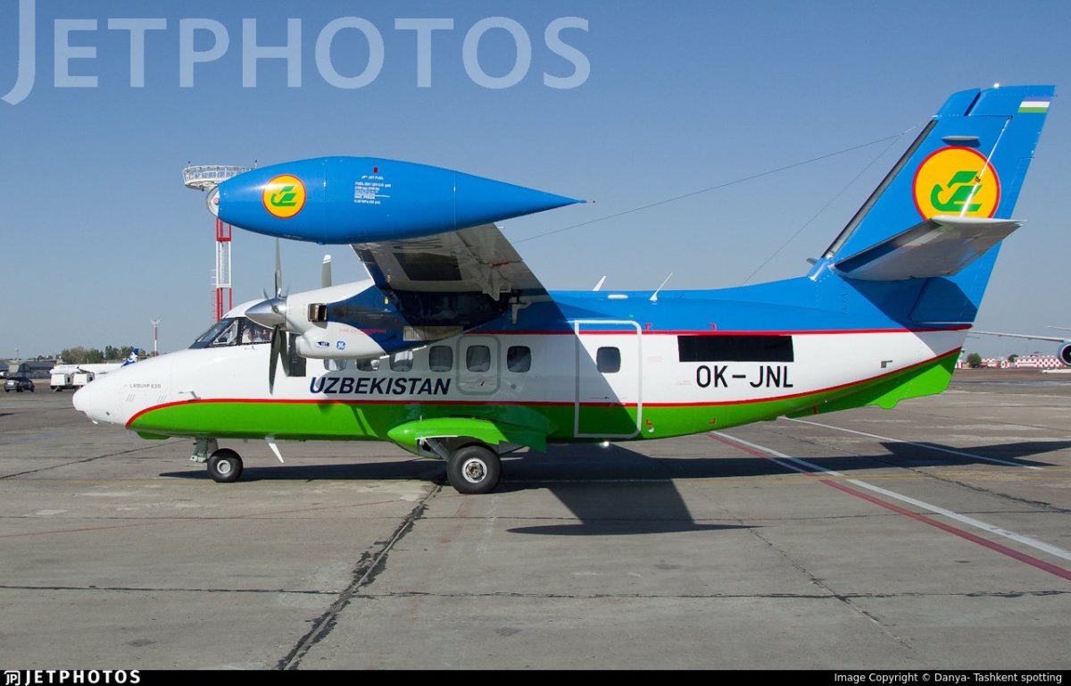 L410 Uzbekistan Airways