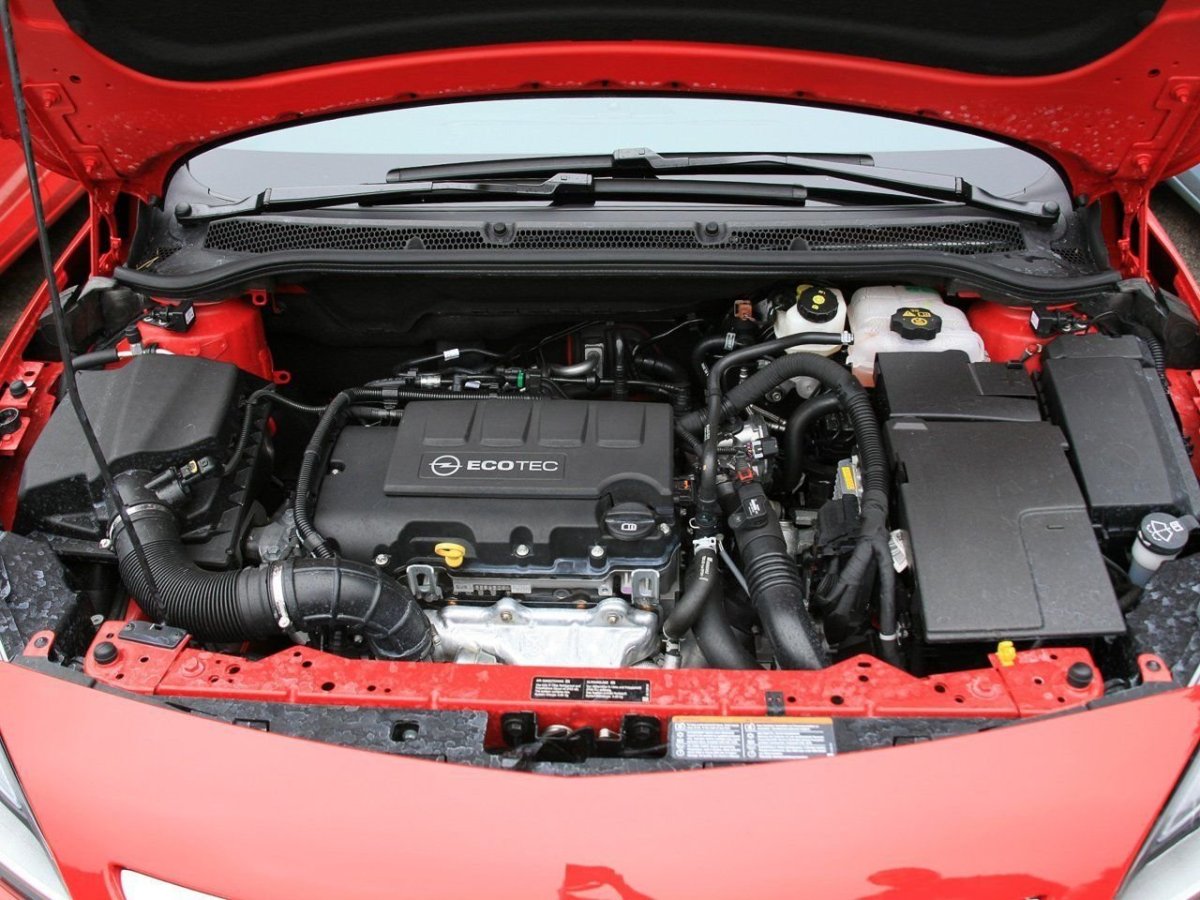 Astra j 1.6 под капотом