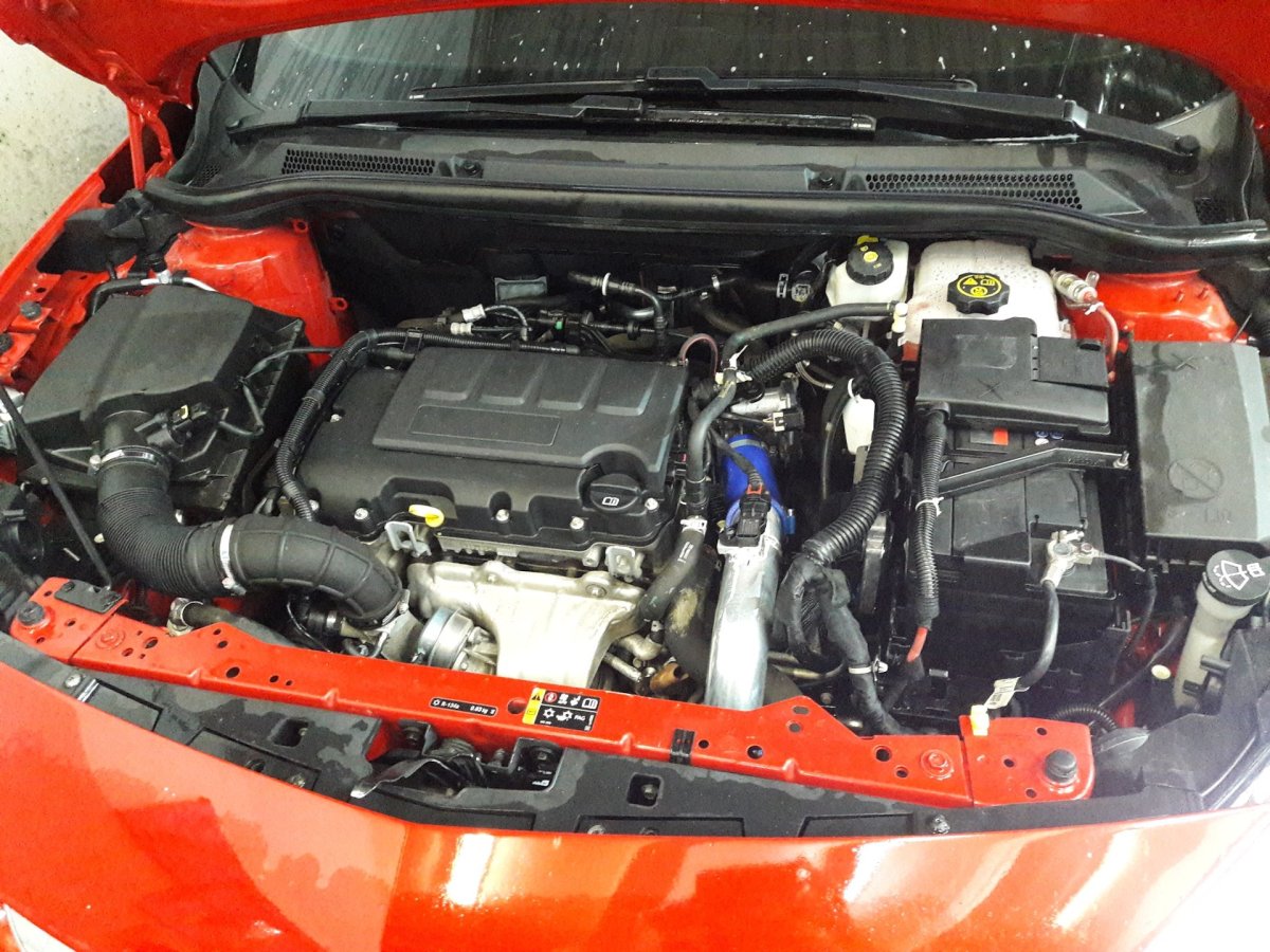 Подкапотка Opel Astra h