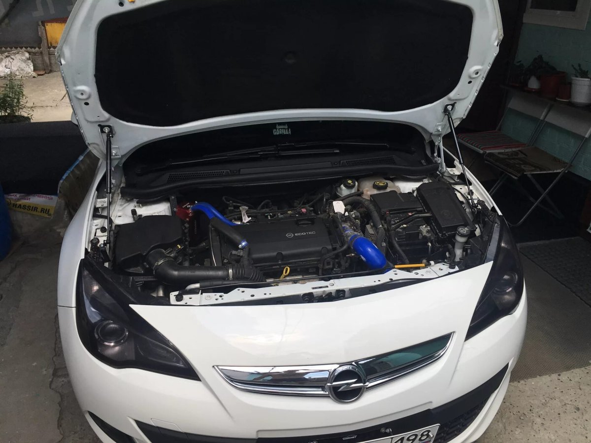 Упор капота Opel Astra j GTC