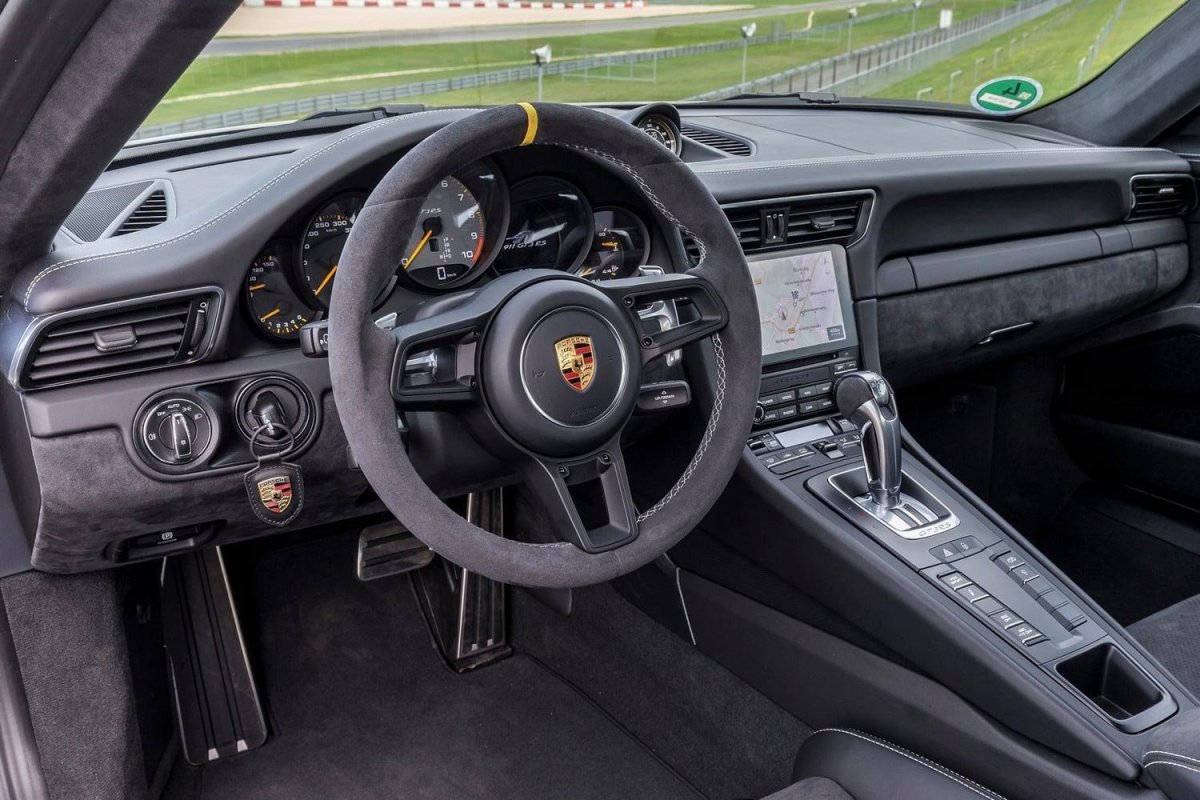 Porsche 911 gt3 Interior