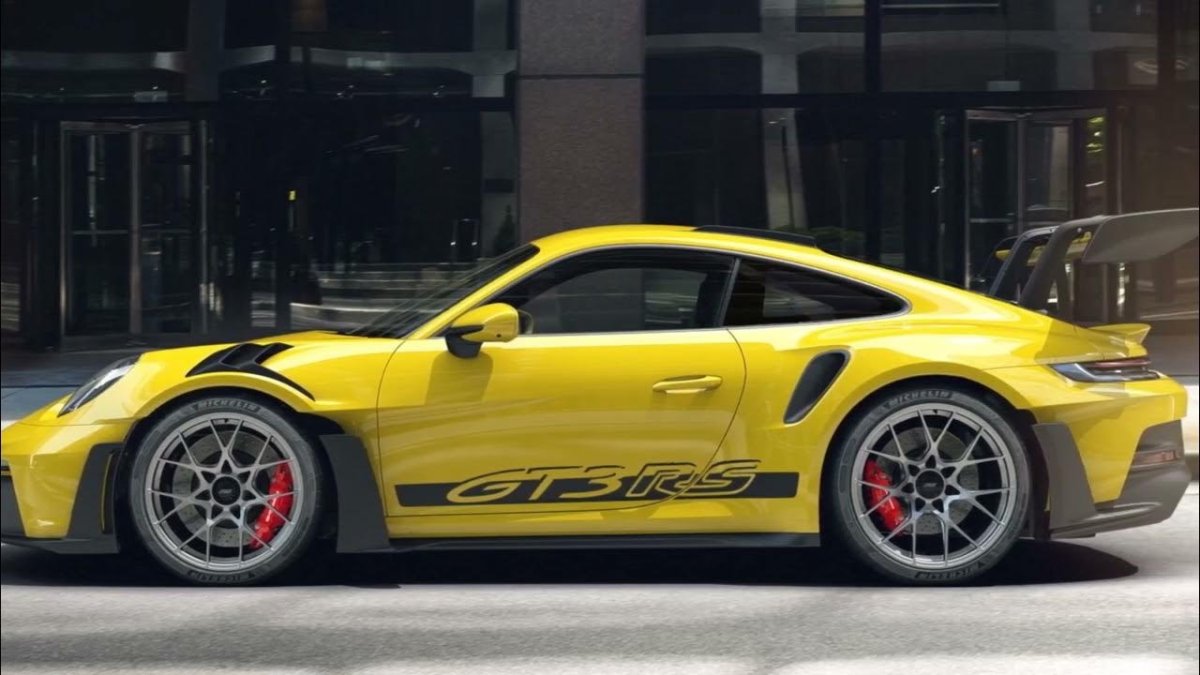 Porsche gt3 RS бежевая сбоку
