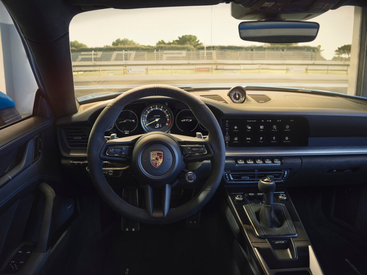 Porsche 911 2022 салон