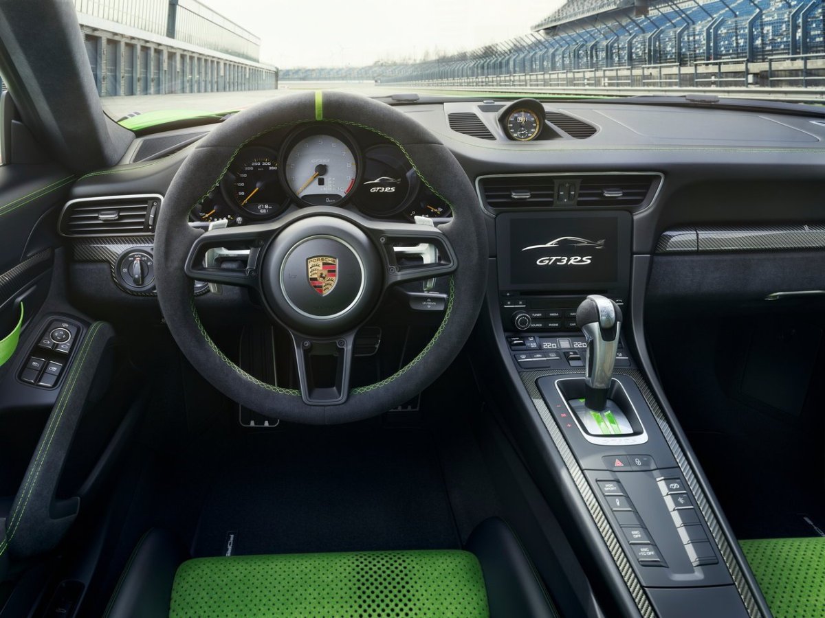 Порше 911 gt3 салон