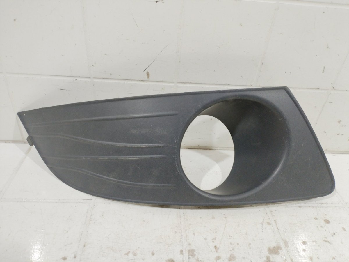 Рамка ПТФ Рено Логан 1