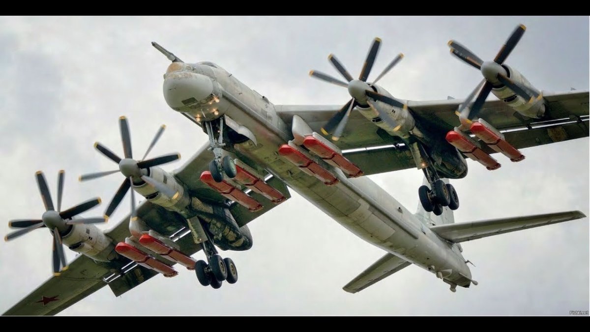 Бомбардировщик ту-95мс