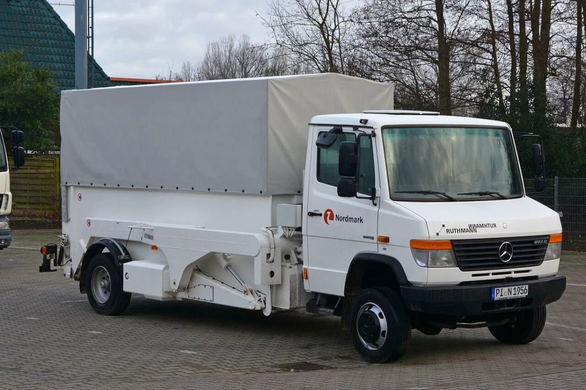 Mercedes-Benz Vario